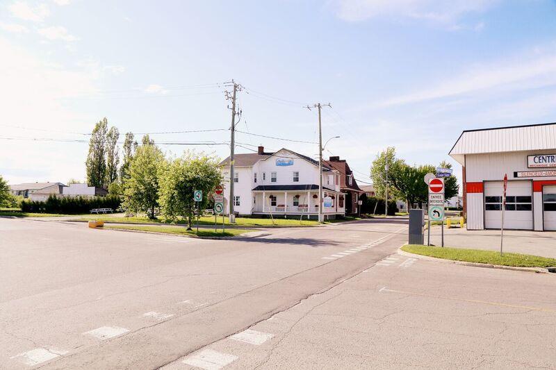 Auberge Lac-Saint-Jean Roberval Buitenkant foto
